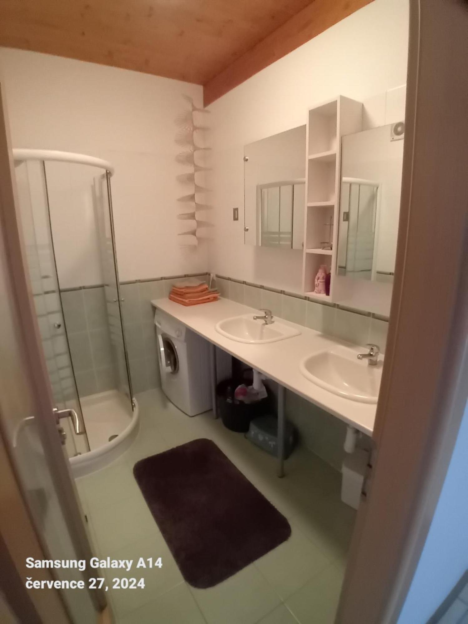 Apartman Lipno A12 Lipno nad Vltavou Exterior foto